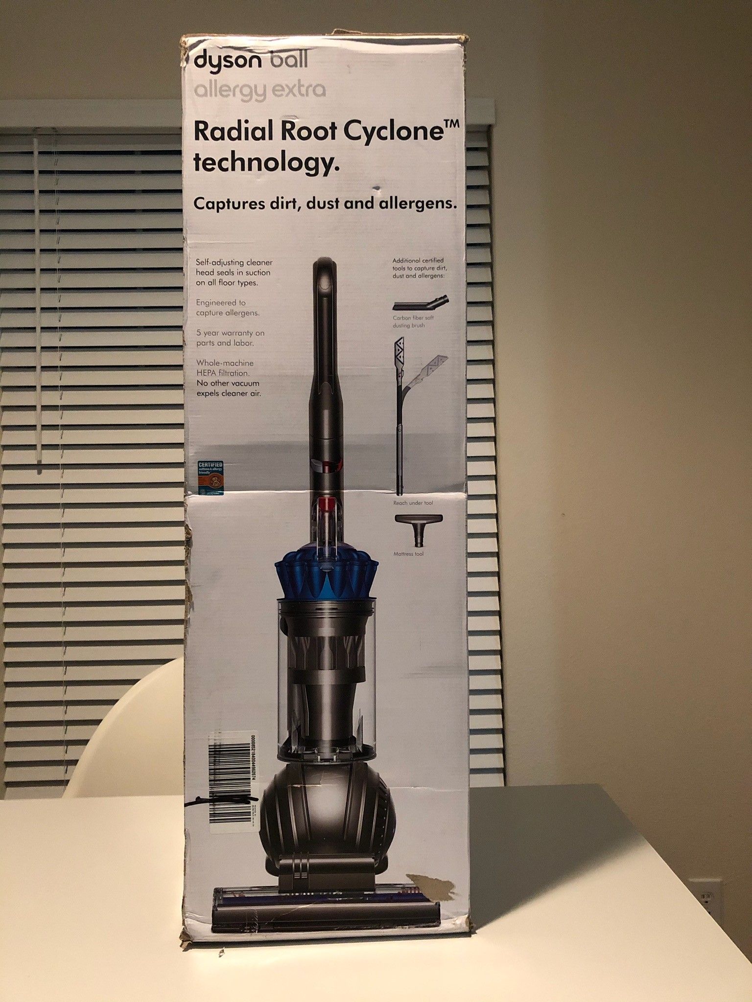 Dyson ball allergy extra vacuum NEW