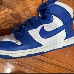 Nike Dunk High “KENTUCKYS”