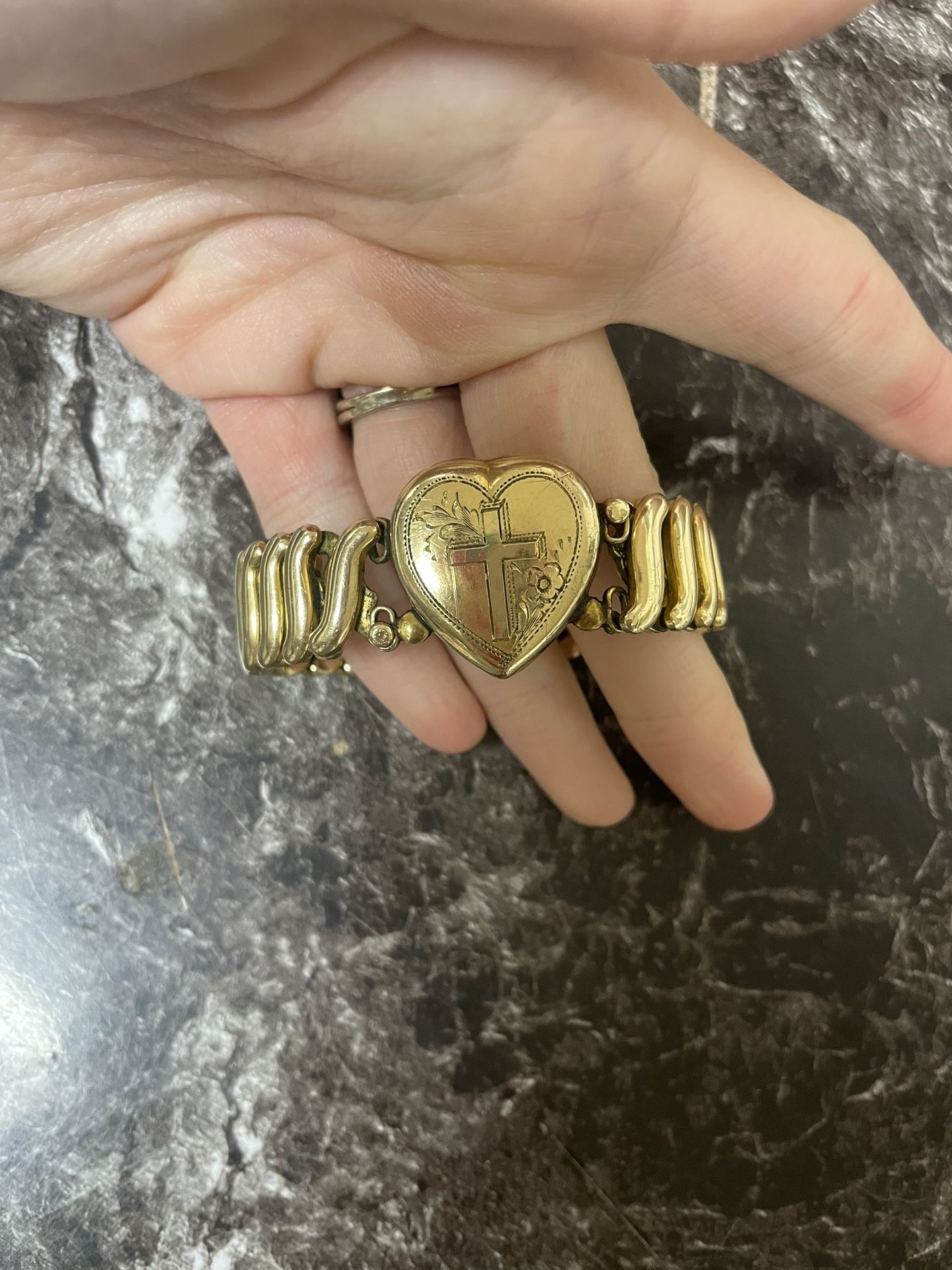 Vintage Sweetheart Bracelet 