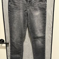 LEVIS 31x32 311 shaping skinny