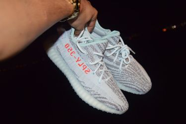 Adidas yeezy 8.5 watch online