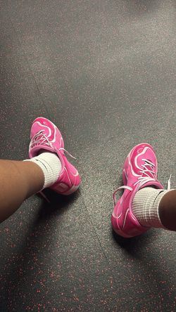 pink jayson tatums , size 11.5