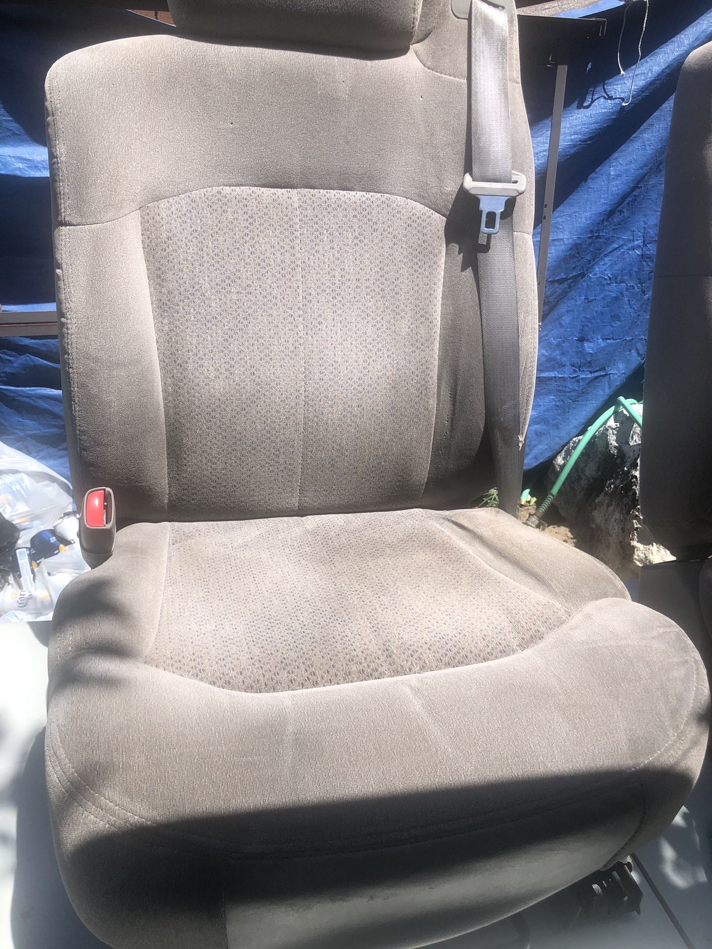 Chevy Silverado 2000 Passenger seat