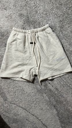 essential shorts light oatmeal size S