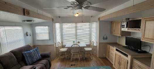 2006 Seaview 39 ft 3 side outs