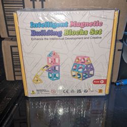 Brand new still in original packaging magnetic educational building blocks set for kids. 36pcs total.