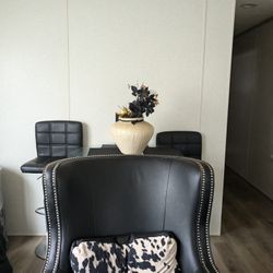 Leather Mink Chair