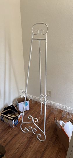 Easel