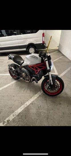2016 Ducati Monster 821