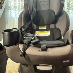  Car SeatGRACO  With Recliner