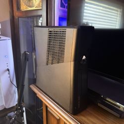 Xbox 360 Slim (100% Fully Functional)