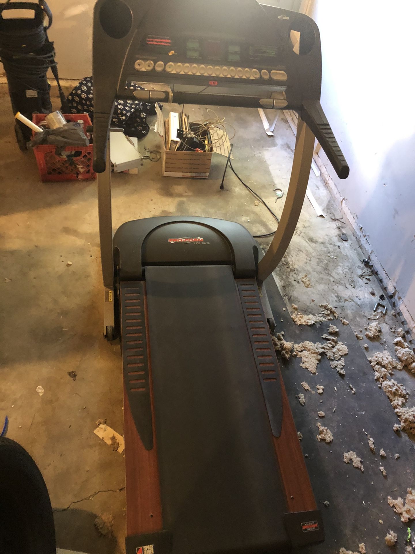 Treadmill works great well made