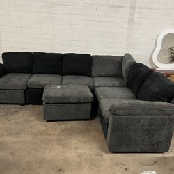 Oversized Sectional  With Convertible Sofa Bed 