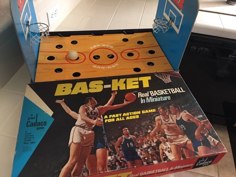 Vintage 1966 "Bas-ket " game by Cadaco. Basketball