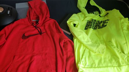 2 Nike hoodies