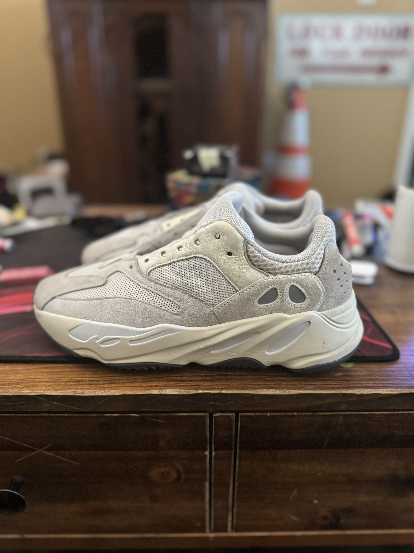 Yeezy 700 Analog