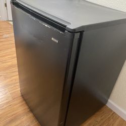 Kenmore “mini” Fridge