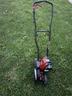 Troy-Bilt TB516 EC 9-in Gas Lawn Edger