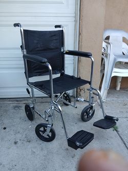 GUARDIAN TRANSPORT WHEELCHAIR 19" WIDTH REGULAR FOOTREST