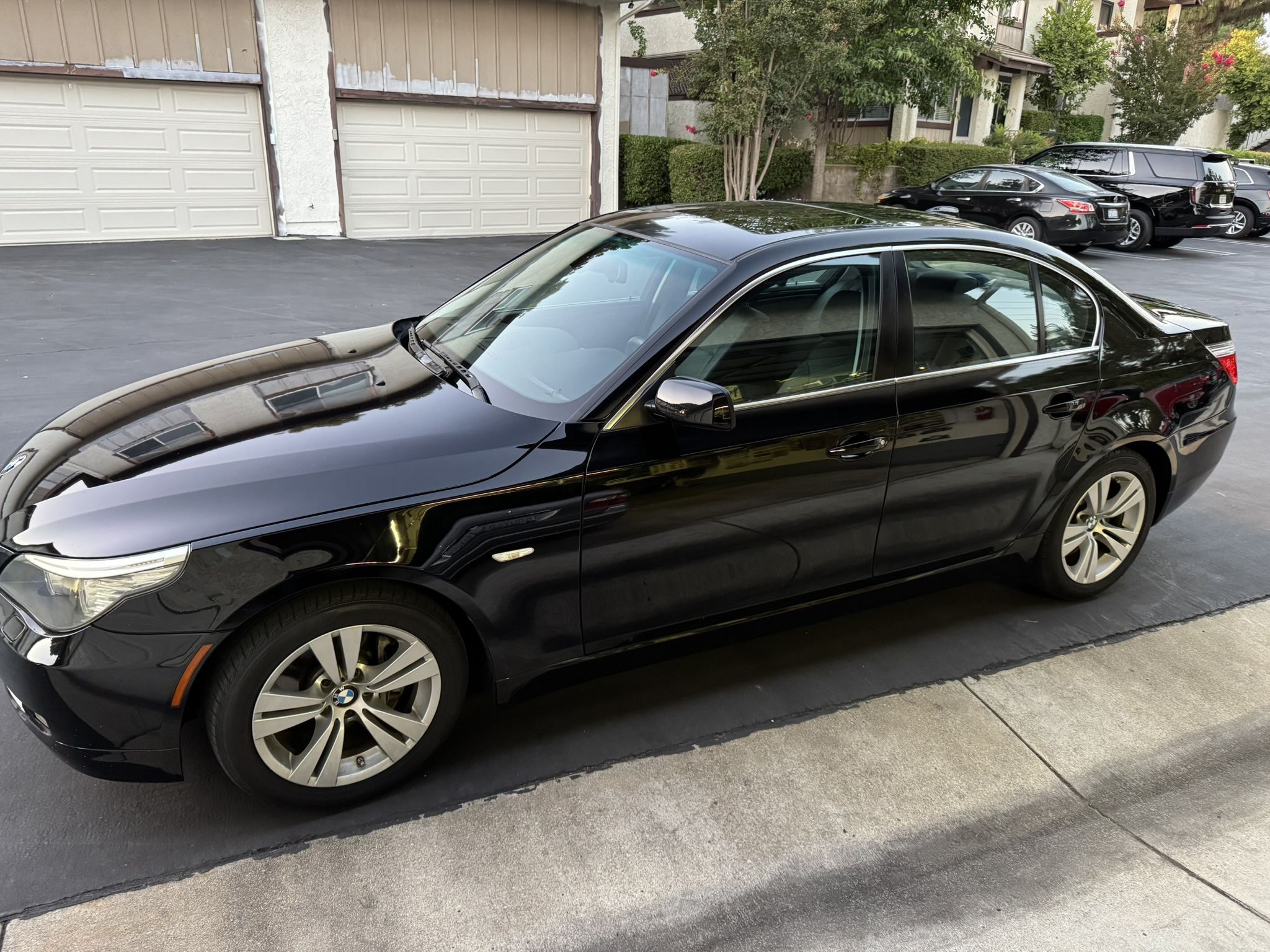 2009 BMW 528i