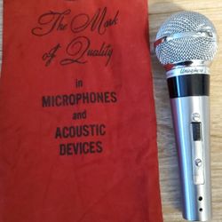 Microphone 