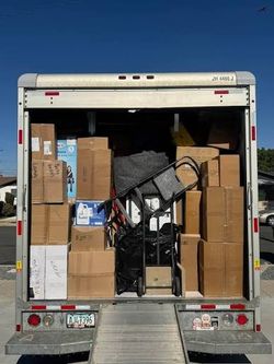 MoVERR....BOX TRUCK...NOW
