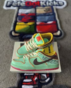 Dunk Low SB Rodeo
