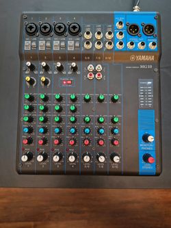 Yamaha MG10 10-channel Analog Mixer