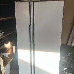 Refrigerator for sale 
