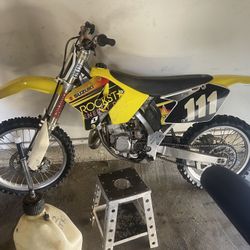 2003 Suzuki Rm 125 cc 2 Stroke Dirt Bike