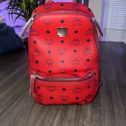 Red Mcm Sling Brand New Never Worn for Sale in Fort Lauderdale, FL - OfferUp