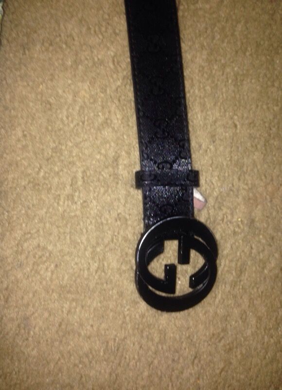 All black Gucci belt