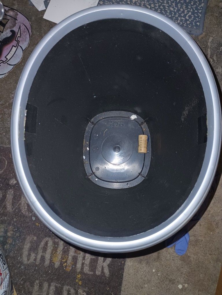 Trash Can