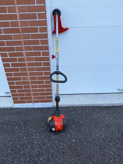 Husqvarna Multi Head Trimmer 128 cd used in good condition. Has not been used in some time so will some gas to test. Very clean