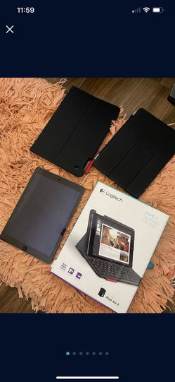 Apple iPad Bundle - iPad Air 2 - 128 GB - Space Gray - Great Condition  W/ Screen Protector Installed 