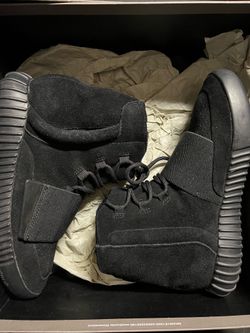 Yeezy boost 750 triple black size 8