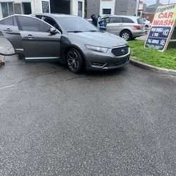 2015 Ford Taurus