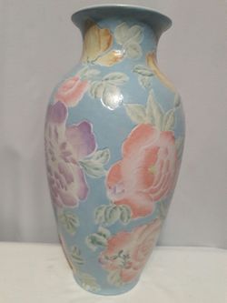 Vtg. Porcelain hand painted 15"h Vase