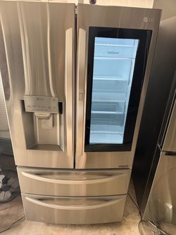 LG refrigerador stainless steel like new1 year warranty
