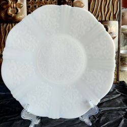 1930s MILK GLASS SERVING PLATE 