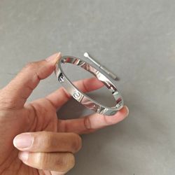 Love Bangle 18k White Gold Plated Unisex No Tarnish