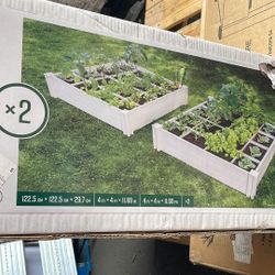 Vita Garden Bed 4’ x 4’ x 11” H (9 in stock)