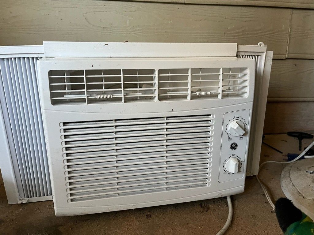 GE Window AC Unit 5050 Btu