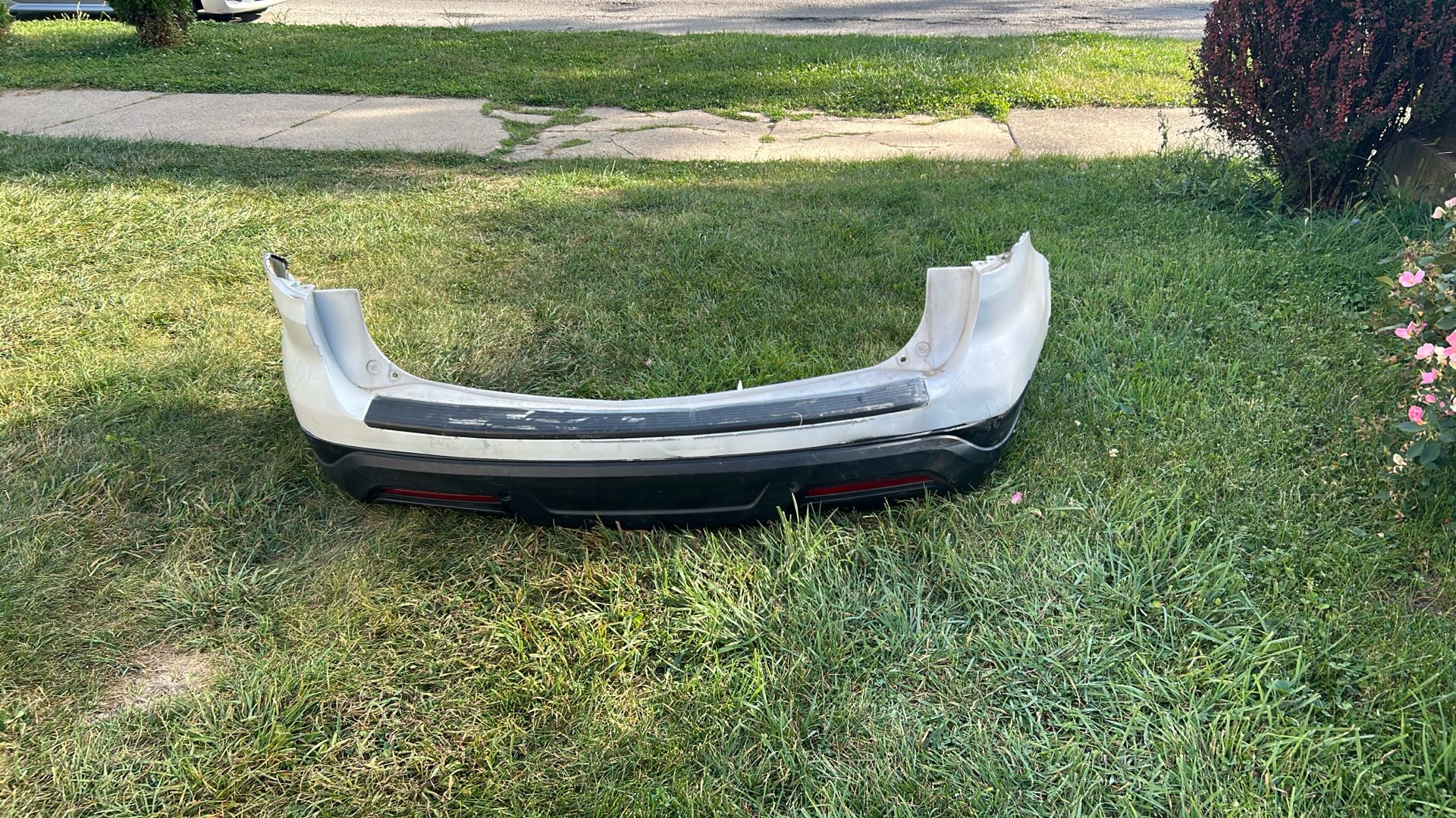 2019 Ford Explorer Rear Bumper With Sensors