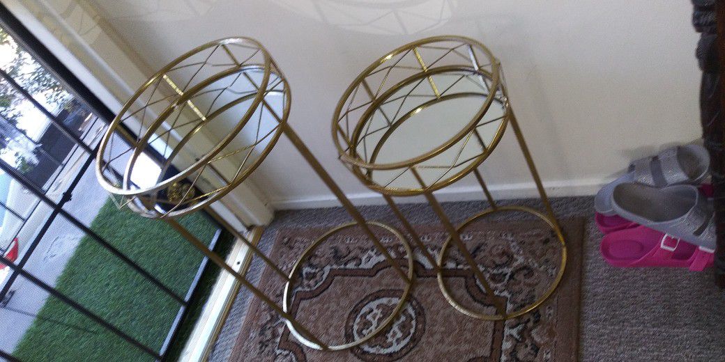 2  METAL SIDE  TABLES IN GOOD CONDITION