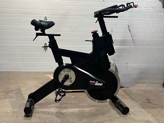 SOLE SB900 Indoor Cycle Exercise Bike
