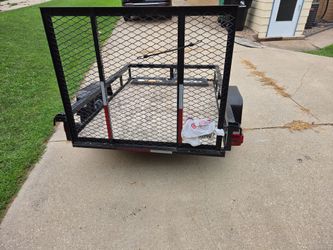 Carry-On Utility Trailer (4x6) $550