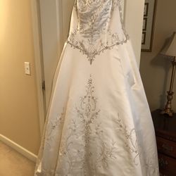 Jasmine Haute Couture Bridal Gown 
