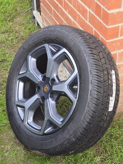 Set Of 5 Rivian R1S R1T 21" Wheels On Michelin Defender Tires