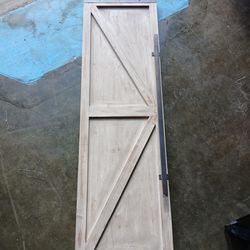 Barn Door Decor